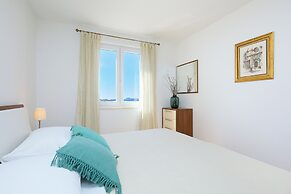 Amore Sea View