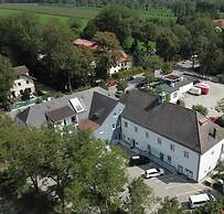 Das Schreder Hotel