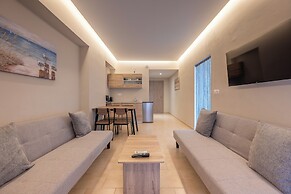 Blue Wave Suites - Ixia