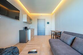 Blue Wave Suites - Ixia