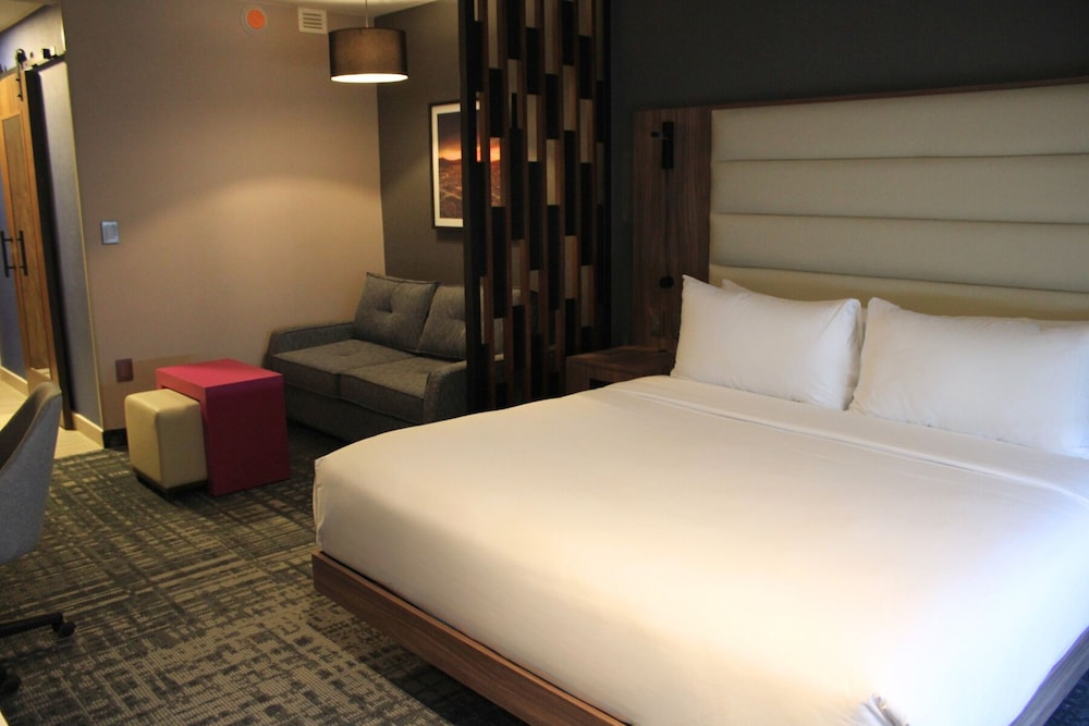 Homewood Suites By Hilton Saltillo