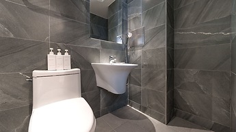 Yeosu Jangsuri Poolvilla&spa Pension