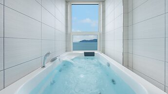 Yeosu Jangsuri Poolvilla&spa Pension