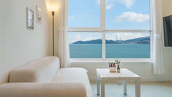 Yeosu Jangsuri Poolvilla&spa Pension