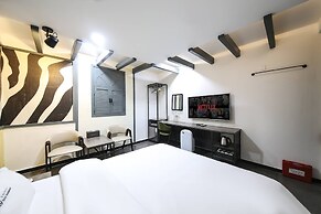 Renaissance Hotel