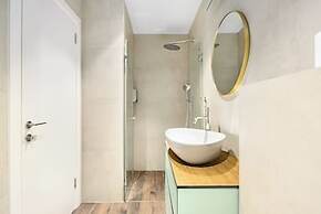 Netanya Beach Pool Studio by Sea N' Rent