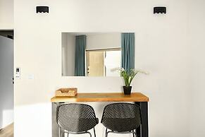 Netanya Beach Pool Studio by Sea N' Rent