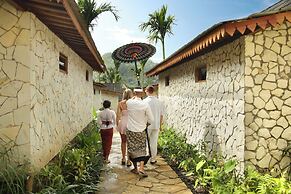 Devani Resort Sidemen
