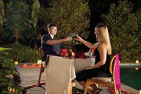Devani Resort Sidemen