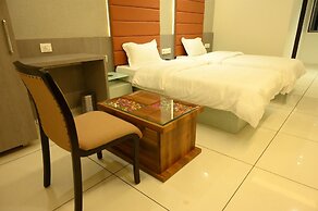 HOTEL PARQOTEL