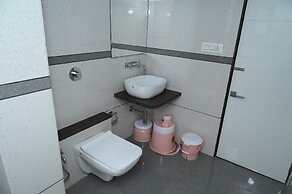 HOTEL PARQOTEL