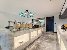 xana Hotel