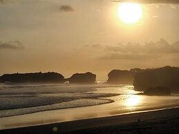 UNITED COLORS OF BALI NATURE