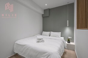 Venus, Nilie Hospitality MGMT