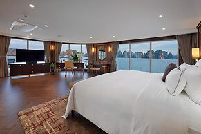 Paradise Legacy Cruise Halong
