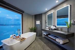 Paradise Legacy Cruise Halong
