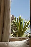 Terra Verde Oia by K&K