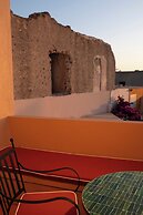 Terra Verde Oia by K&K