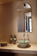 Terra Verde Oia by K&K