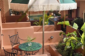 Terra Verde Oia by K&K