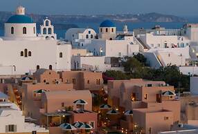Terra Verde Oia by K&K