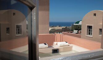 Terra Verde Oia by K&K