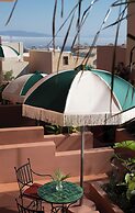 Terra Verde Oia by K&K