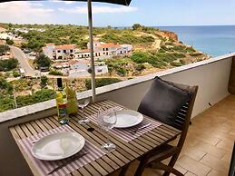 Charming Benagil Coastal Retreat