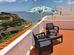 Charming Benagil Coastal Retreat