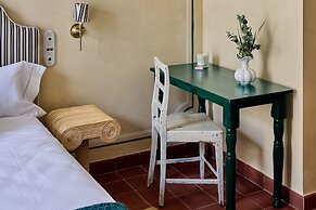 Cristine Bedfor Malaga Boutique Hotel