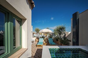 Cristine Bedfor Sevilla Boutique Hotel