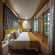 Cristine Bedfor Sevilla Boutique Hotel