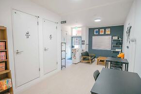 TRANSIT HOSTEL