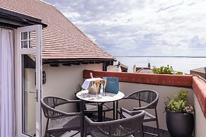 The Ship Hotel