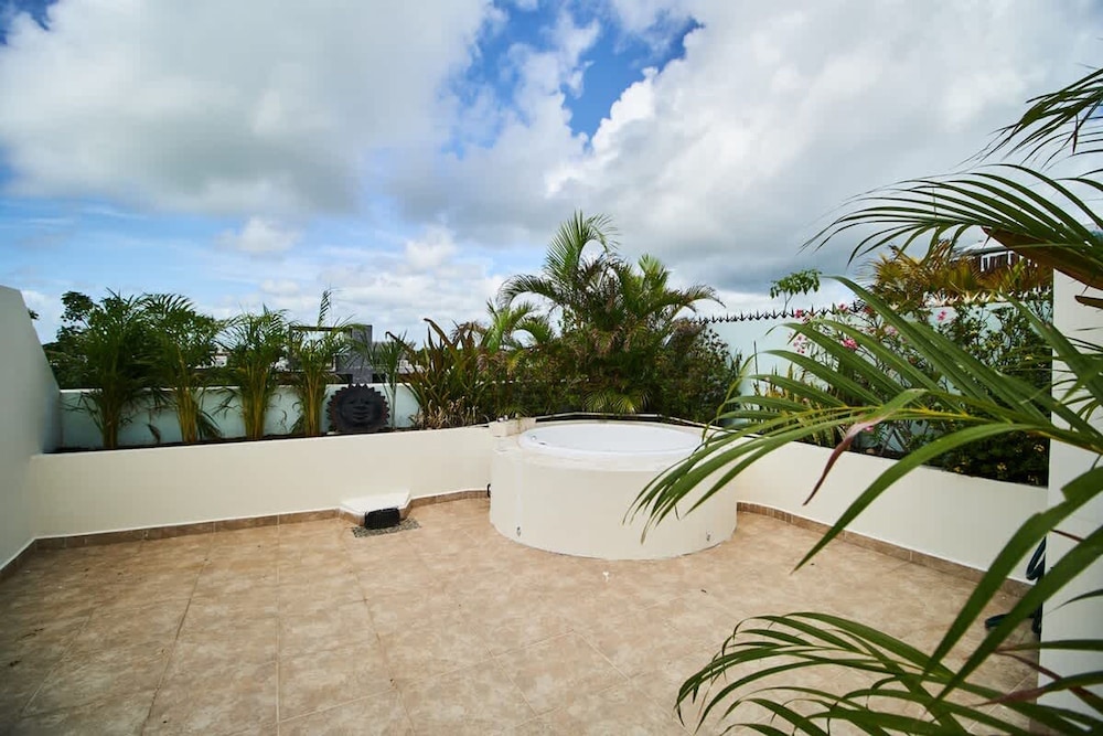 Aldea Zama Penthouse w Private Rooftop Jacuzzi