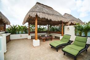 Aldea Zama Penthouse w Private Rooftop Jacuzzi