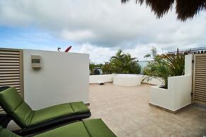 Aldea Zama Penthouse w Private Rooftop Jacuzzi