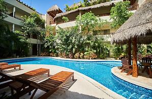 Aldea Zama Penthouse w Private Rooftop Jacuzzi