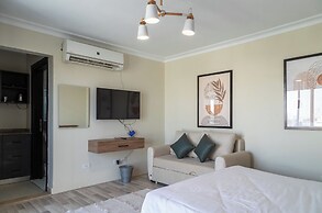 Settle Inn Sodic Eastown Studio