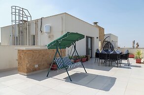 Settle Inn Sodic Eastown Studio