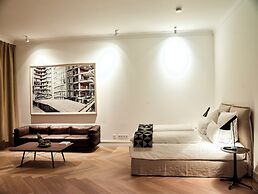 Townhouse by THE QVEST