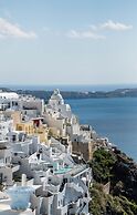 Cliff Aura Suites