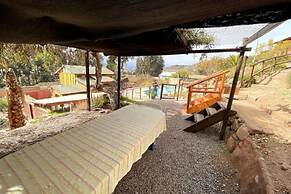 Girasol Studio BBQ Kitchen Parking Shared Pool