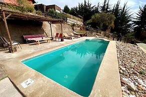 Girasol Studio BBQ Kitchen Parking Shared Pool