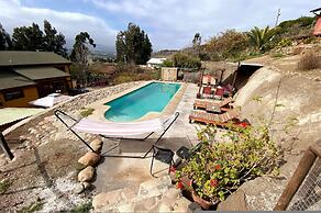 Girasol Studio BBQ Kitchen Parking Shared Pool
