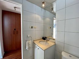 Loft Panoramic Home Office Laundry Pool Wifi