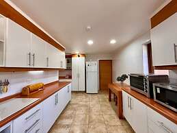 Modern Rustic House Playa El Monje Laundry Wifi