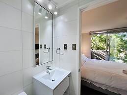 Studio National Stadium - Gym Laundry Pet Pool Wifi