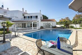 Comfortable Villa in Carvoeiro, Algarve