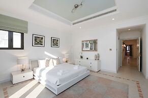 Exclusive Palm Villa - Mint Stay